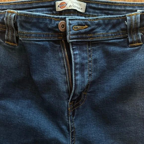 SOLD>>>Dickies Carpenter Jeans- Size 8 - Picture 4 of 9